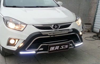 China JAC 2013 S5 Guarda do pára-choque dianteiro do carro com luz de dia LED fornecedor