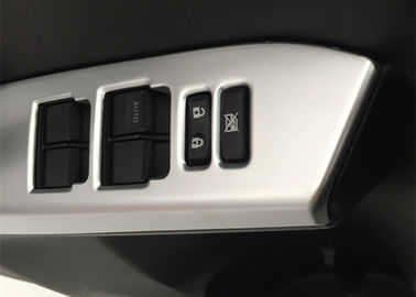 China TOYOTA RAV4 2016 2017 Auto Interior Trim Parts Chromado Janela Switch Molding fornecedor