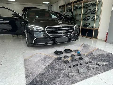 Últimas notícias da empresa sobre O sistema de áudio do Mercedes-Benz S400L precisa ser atualizado?
