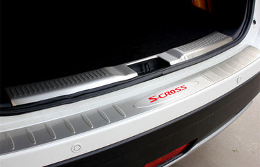 China A S-cruz 2014 de Suzuki iluminou placas do peitoril da porta, protetor do peitoril da porta de carro da placa de prata fornecedor