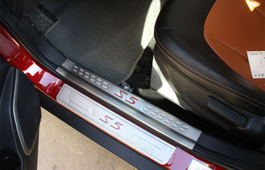 China Peitoris iluminados do pedal da porta de JAC S5 2013, os internos e os exteriores da porta lateral fornecedor