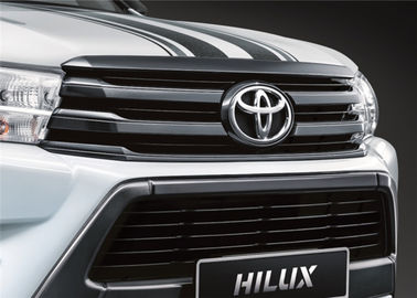 China Toyota New Hilux Revo 2015 2016 OE Peças sobressalentes Grelha frontal cromada e preta fornecedor