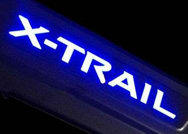 Bom preço. Lâmpadas de LED Silenos de porta iluminados Para NISSAN X-TRAIL 2014 Porta lateral placa scuff on-line