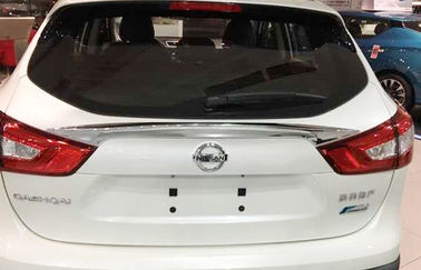 Bom preço. Peças de guarnição de vidros traseiros para Nissan Qashqai 2015 2016 Fibra de carbono 3D e cromo on-line