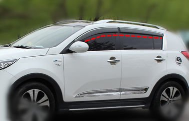 Bom preço. Proteção solar e chuva para KIA Sportage 2010 - 2014 Visores de janela de carro com faixa de acabamento on-line